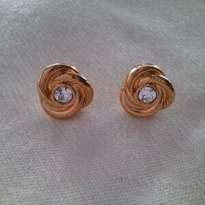 NWOT NIB Avon center rhinestone knot earrings
